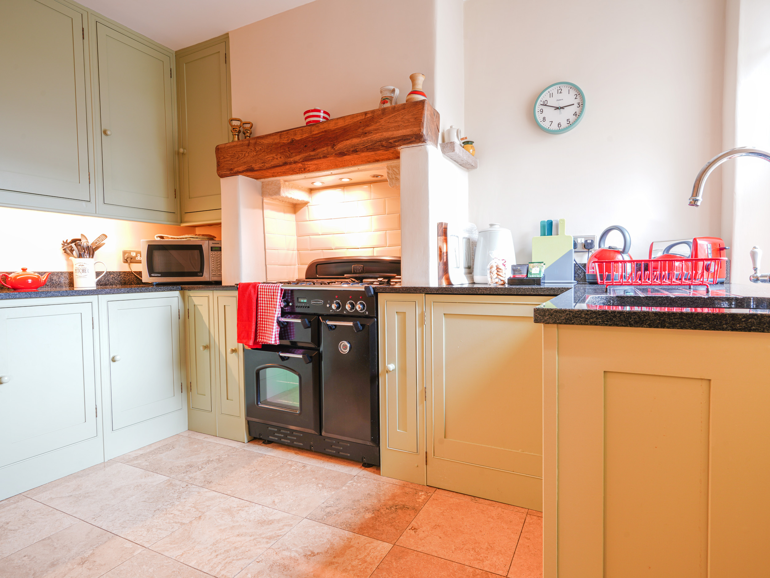 Holiday cottage in Birchover, Derbyshire - Photo 10