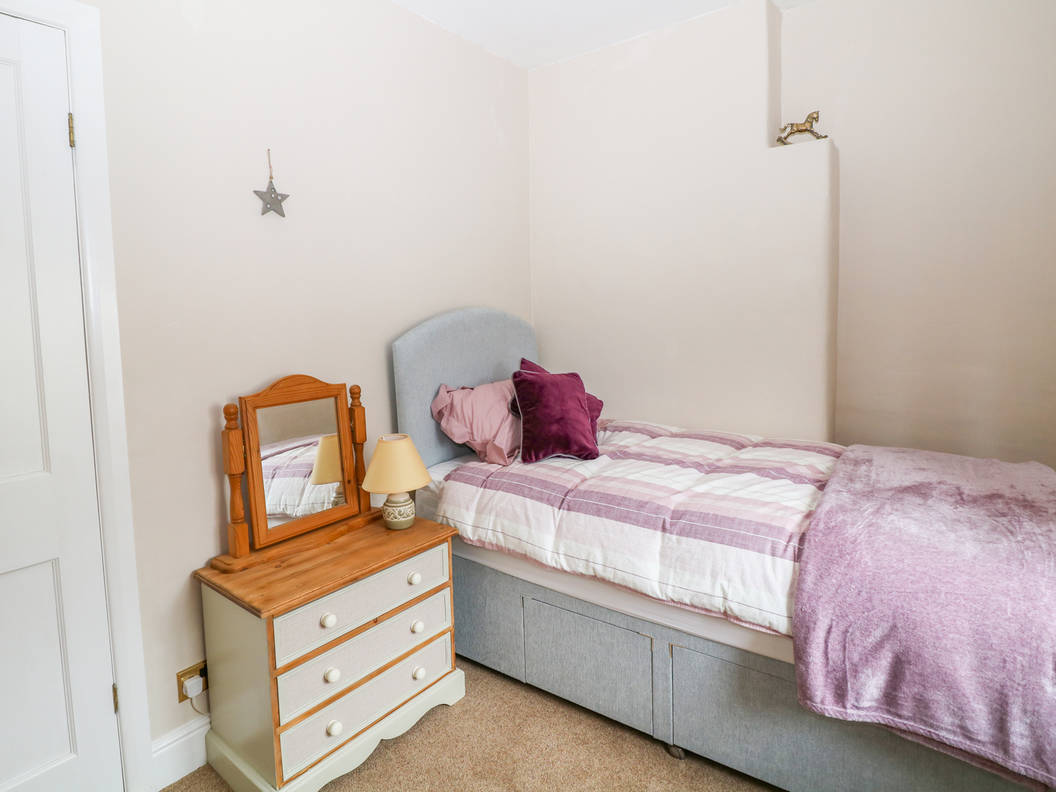Holiday cottage in Wirksworth, Derbyshire - Photo 10
