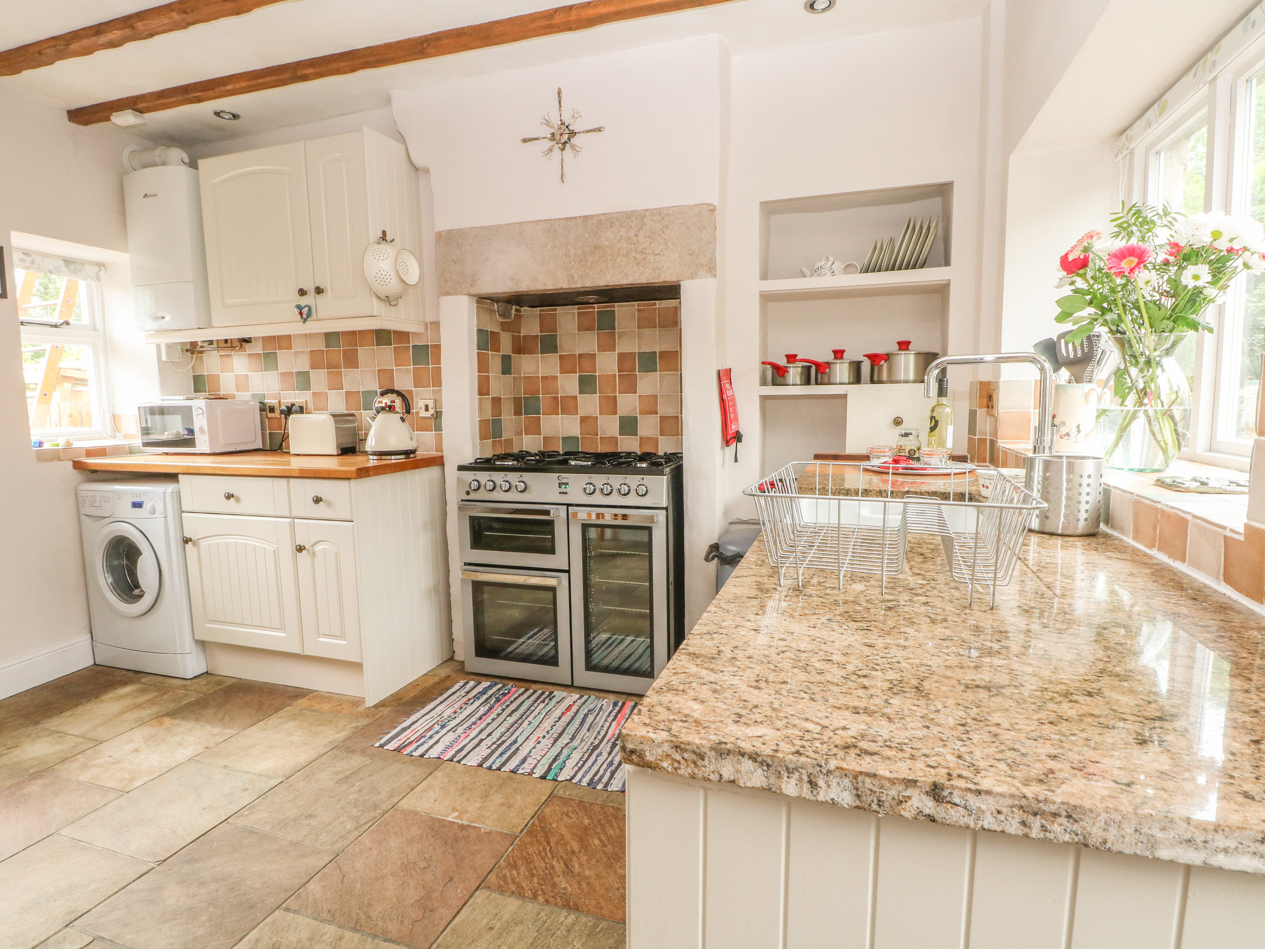Holiday cottage in Wirksworth, Derbyshire - Photo 9