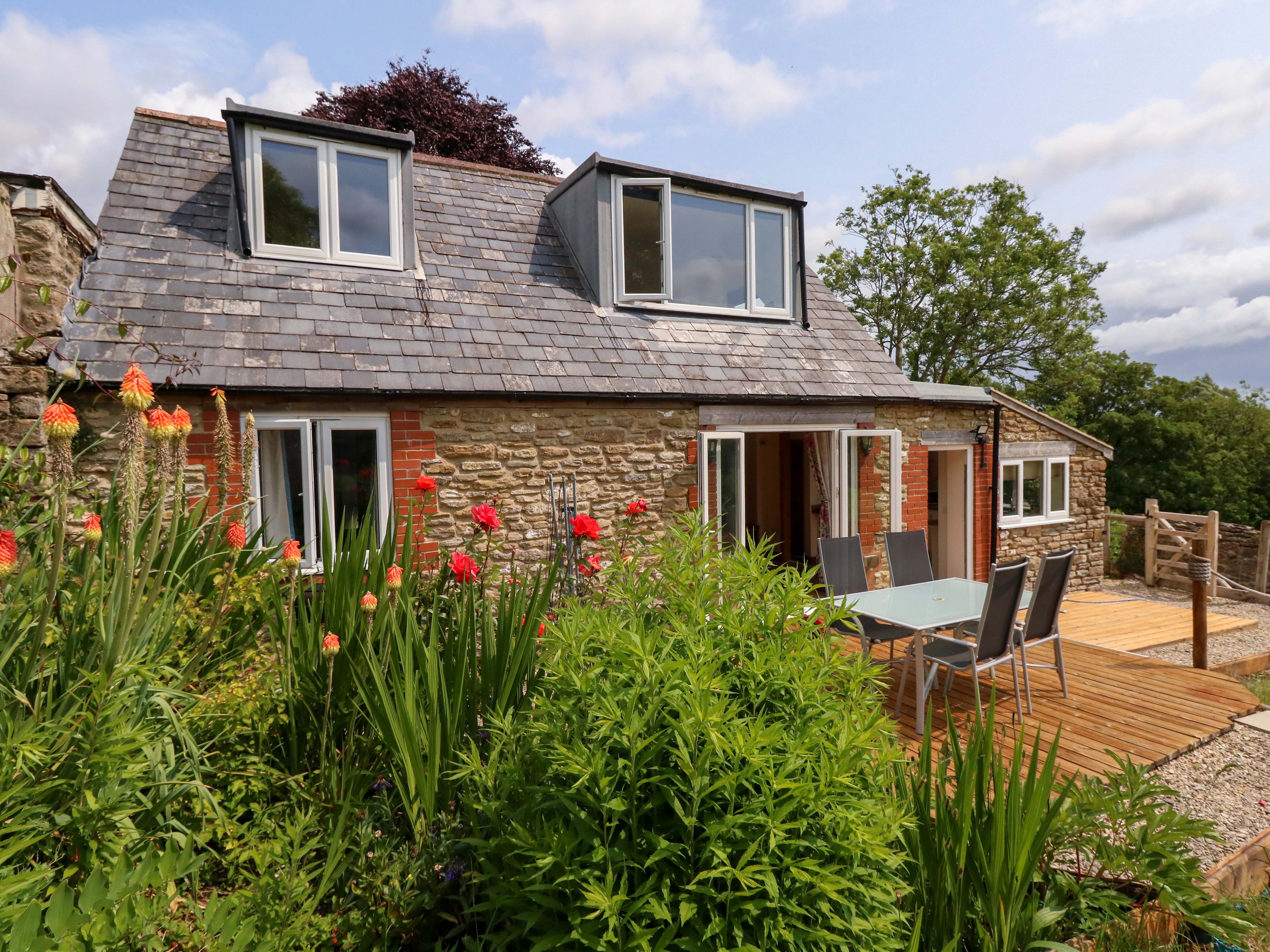 Holiday cottage, Yetminster (Mallows Byre)
