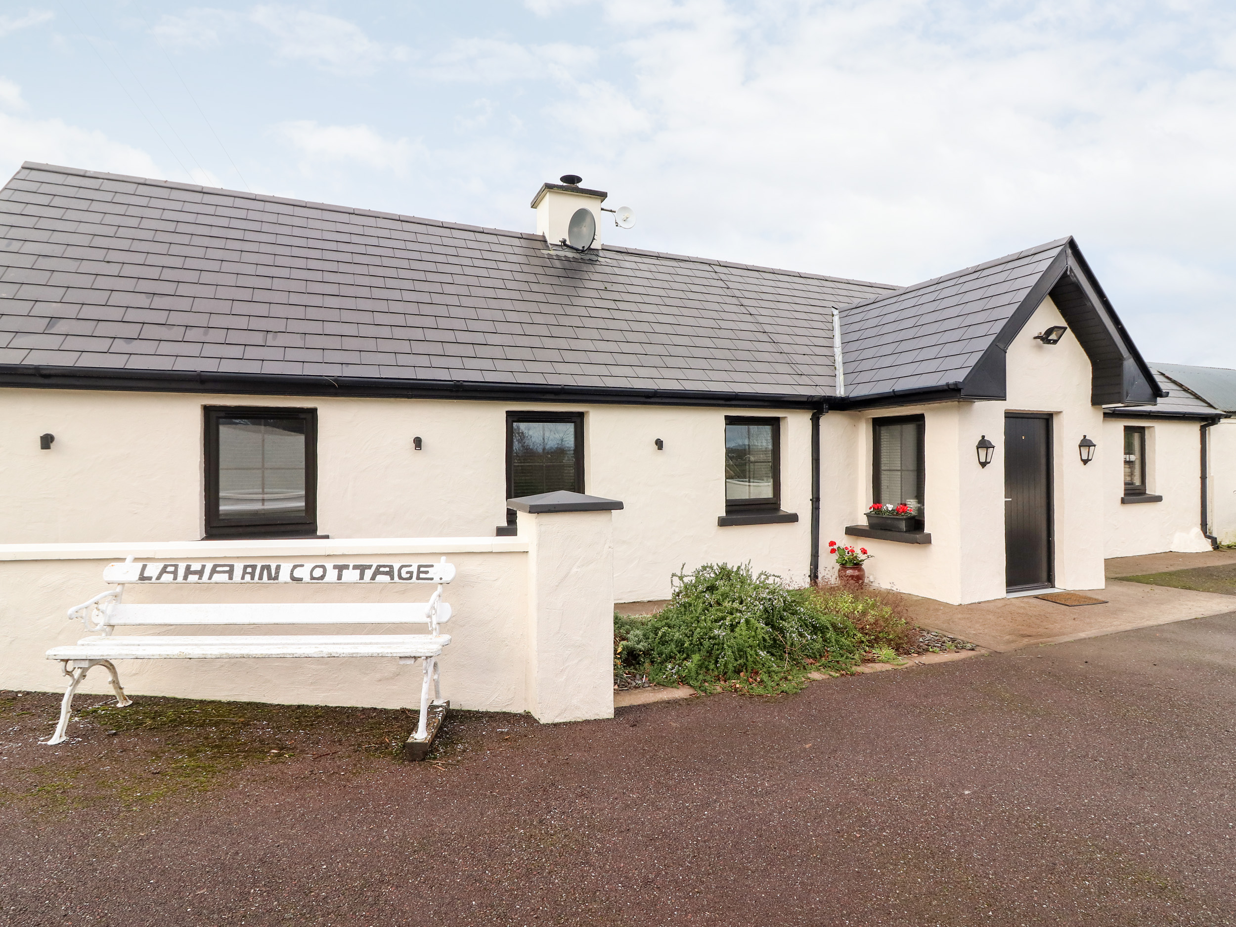 Laharn Cottage