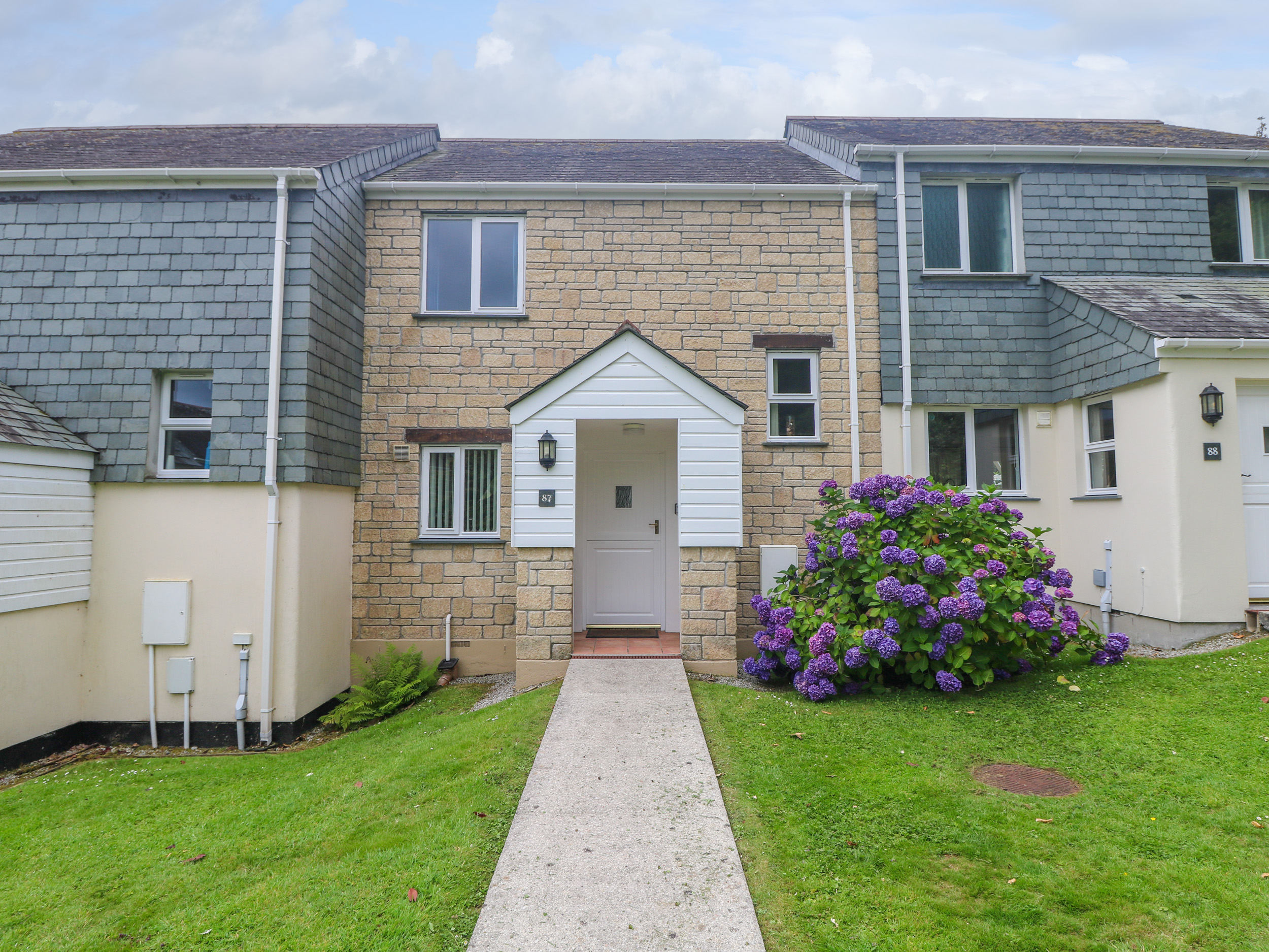 Holiday cottage, Falmouth ()