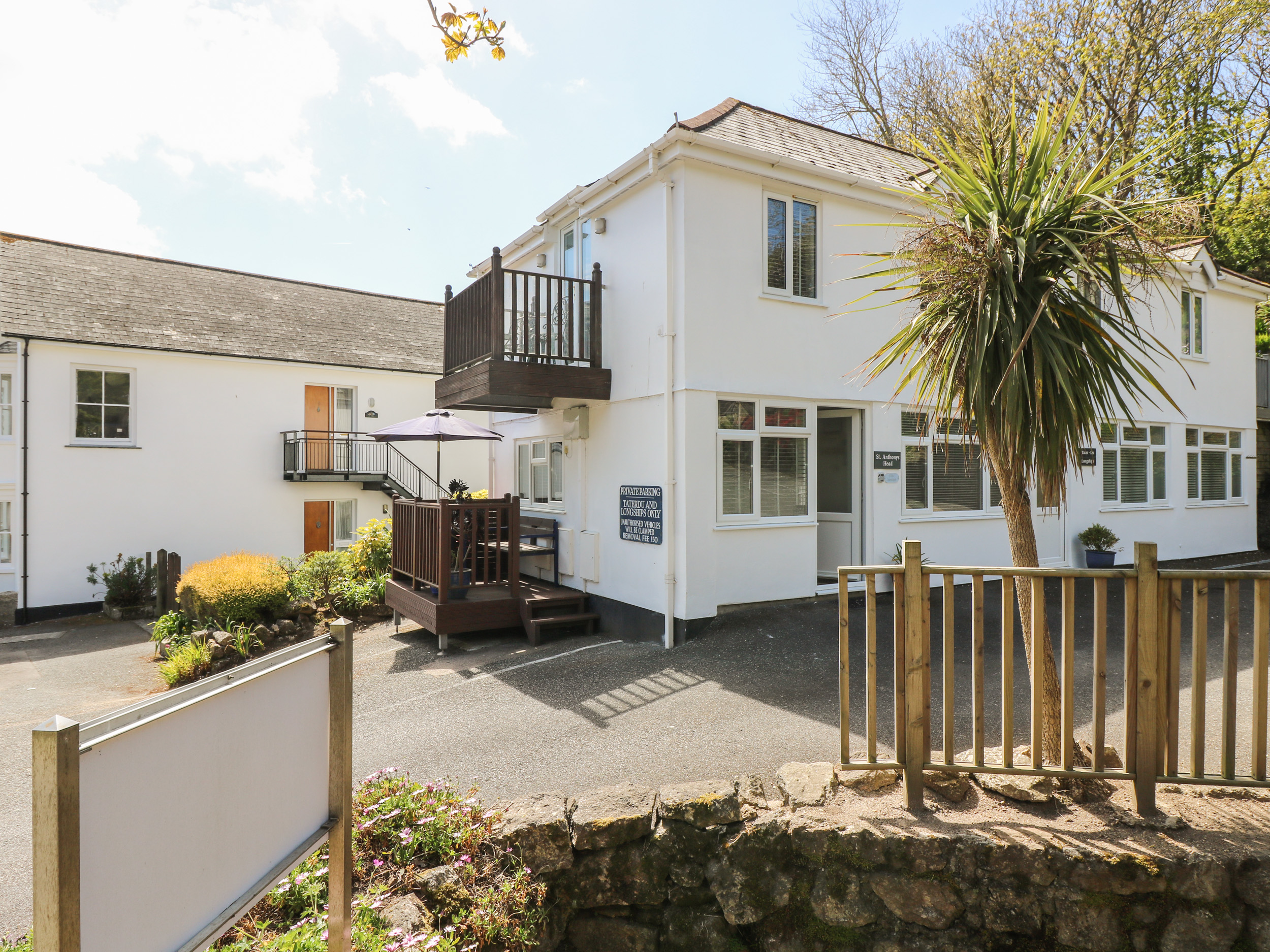 Holiday cottage, Porthcurno (Seascape)