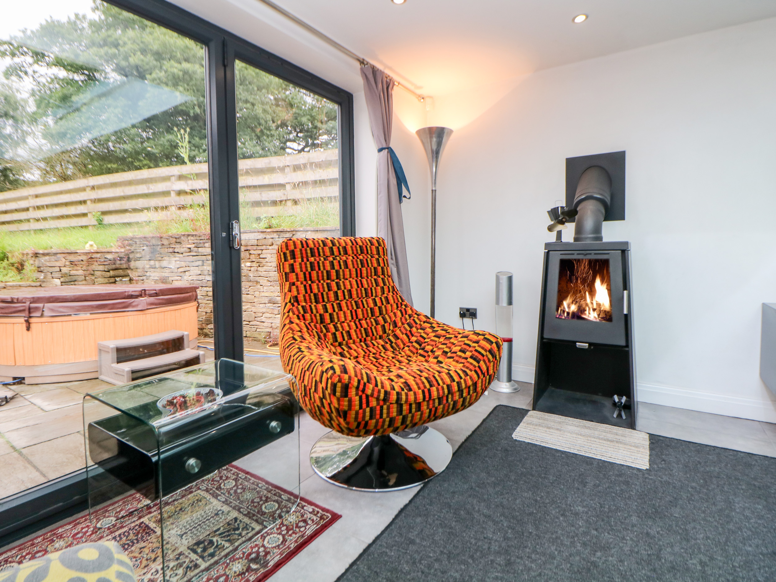 Holiday cottage in Glossop, Derbyshire - Photo 6