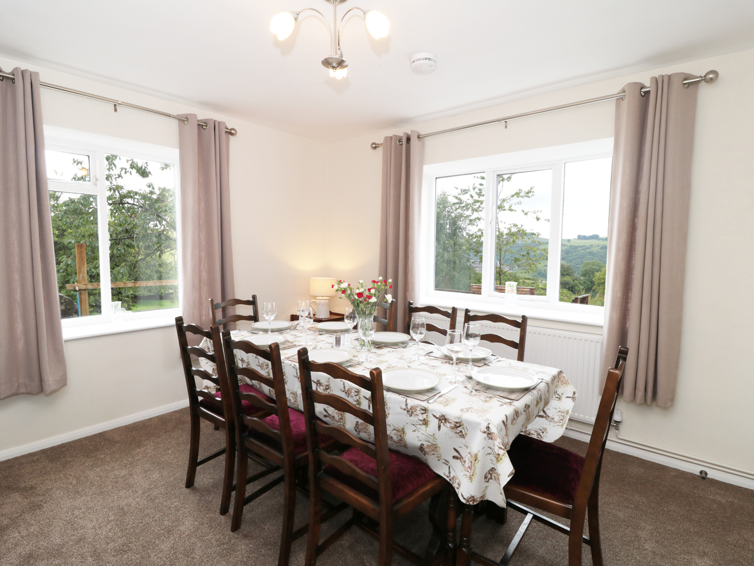 Holiday cottage in Ilam, Derbyshire - Photo 7