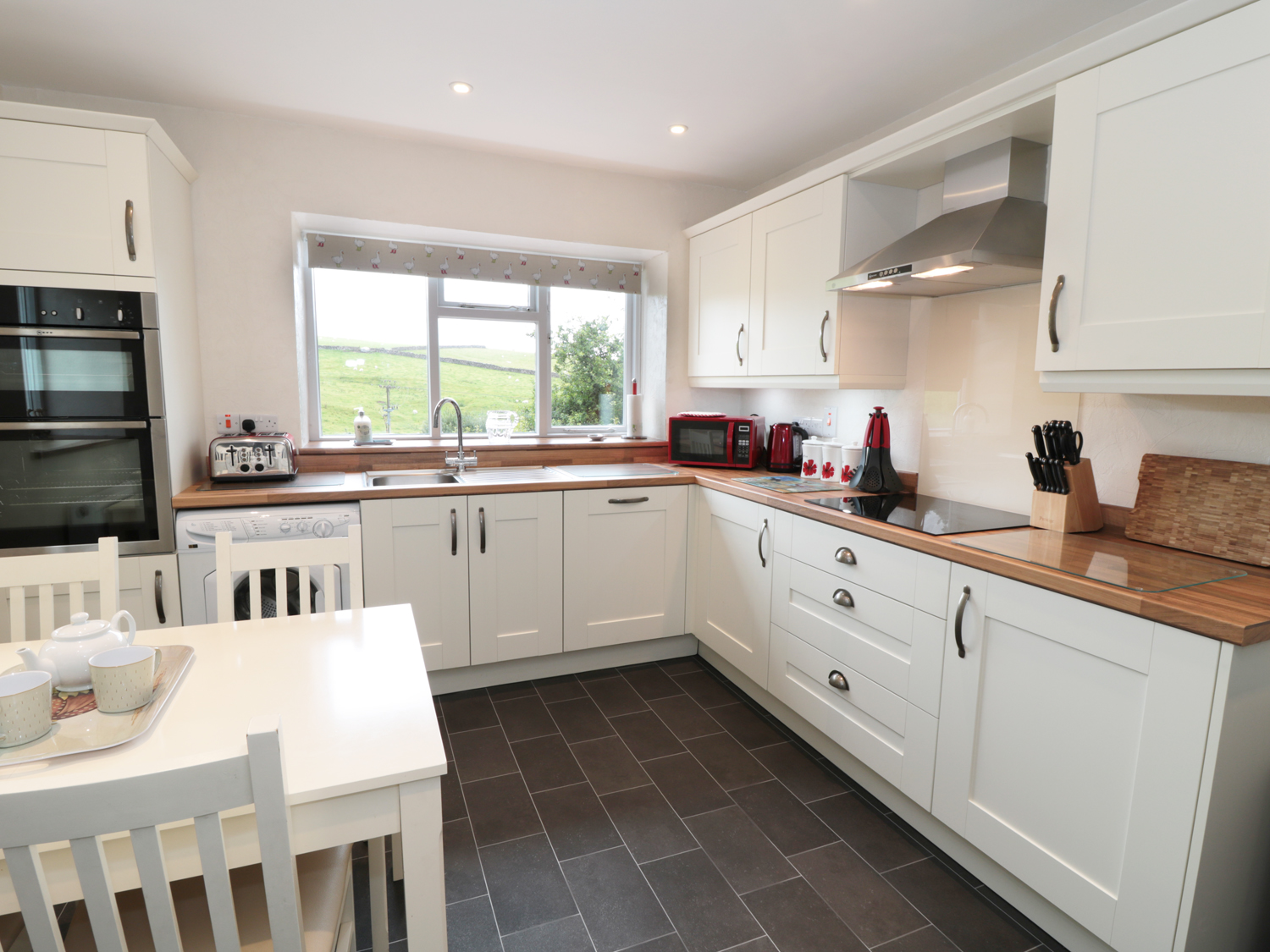 Holiday cottage in Ilam, Derbyshire - Photo 6