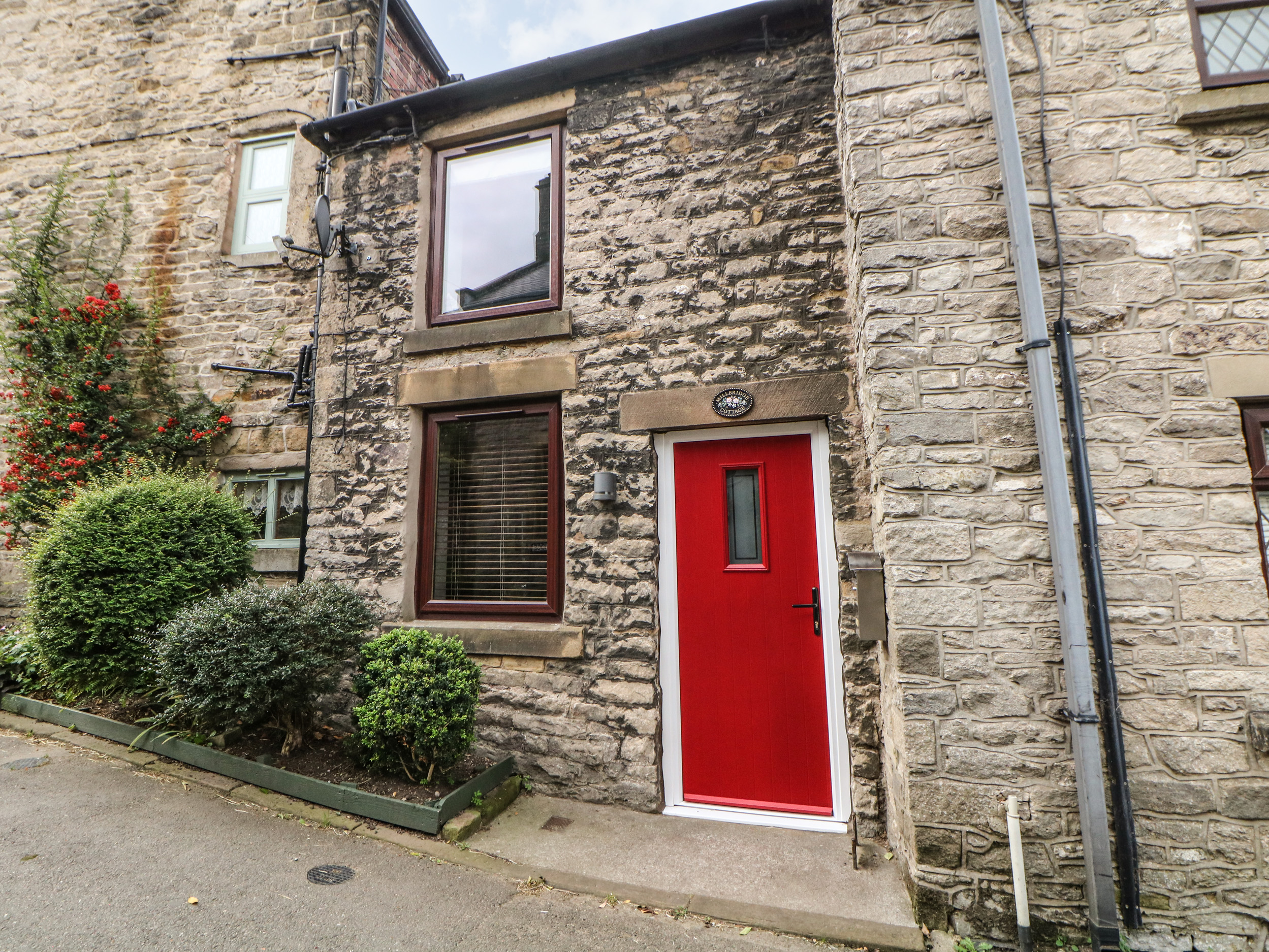 Holiday cottage in Castleton, Derbyshire - Photo 2
