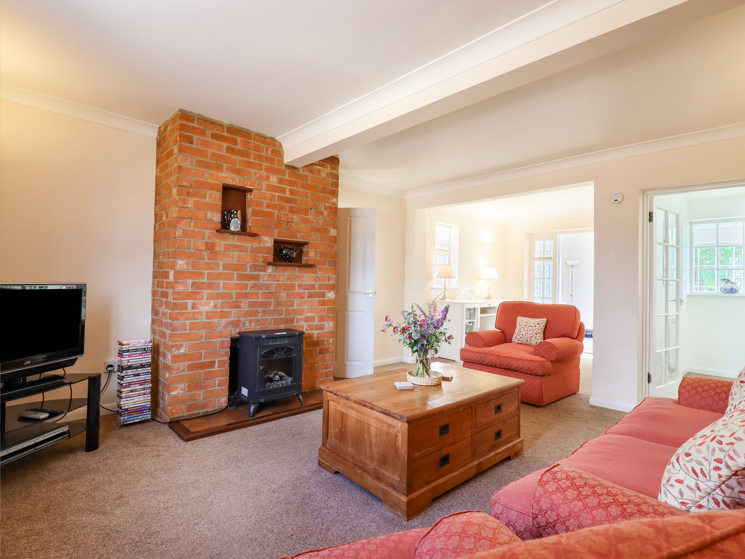 Redwood Cottage - Sleeps 5