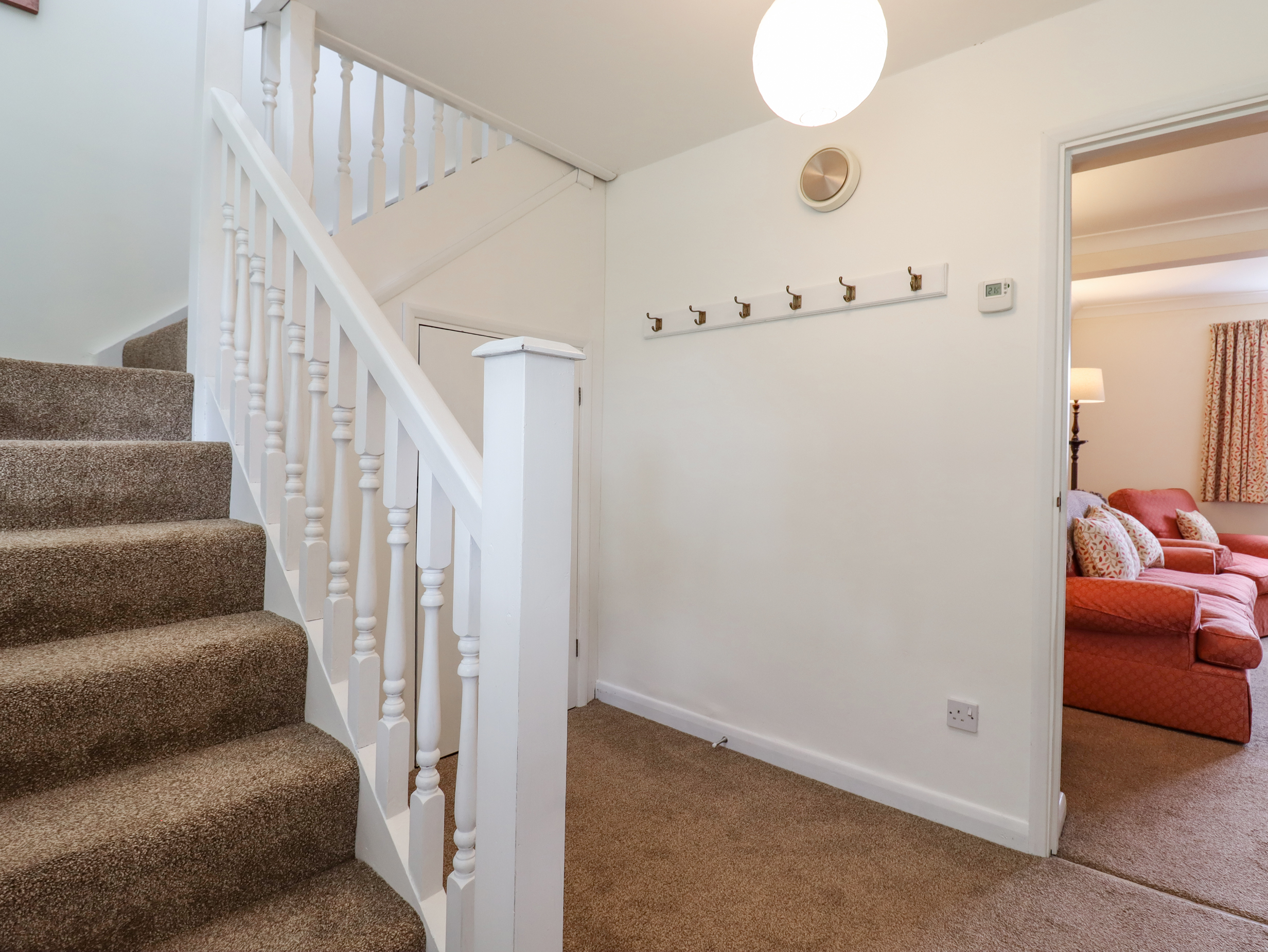 Redwood Cottage - Sleeps 5
