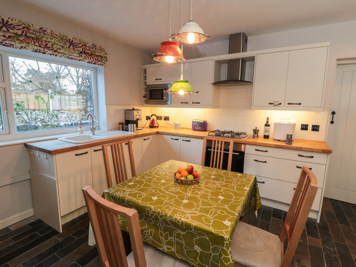 Holiday cottage in Youlgreave, Derbyshire - Photo 3