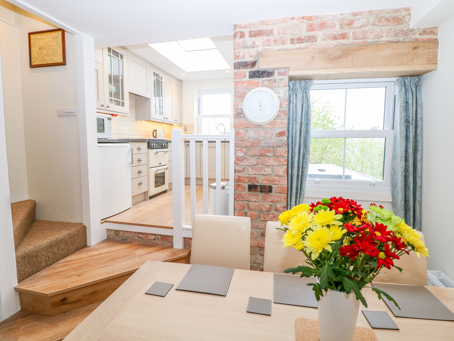 Holiday cottage in Bakewell, Derbyshire - Photo 8