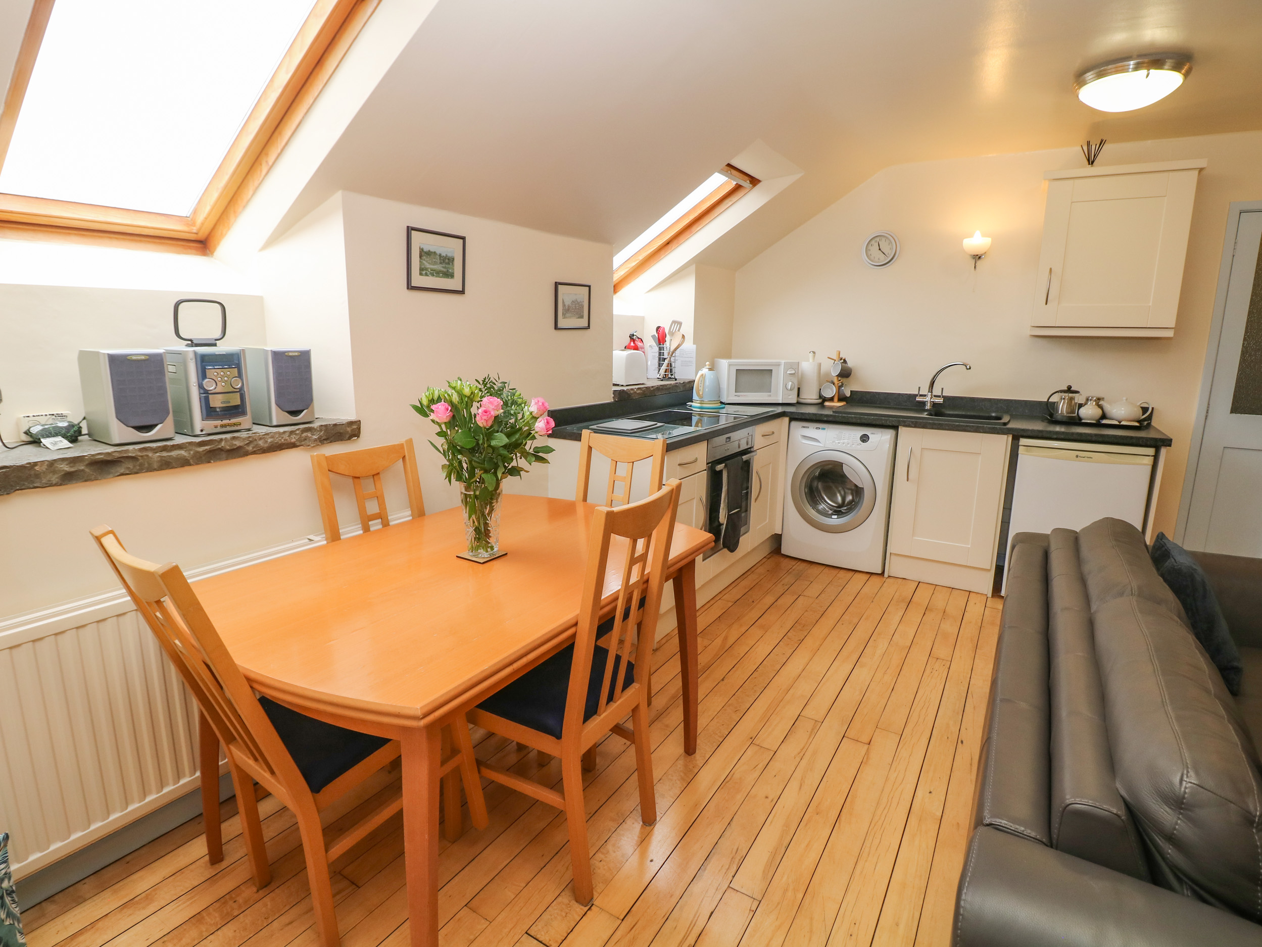 Holiday cottage in Youlgreave, Derbyshire - Photo 8