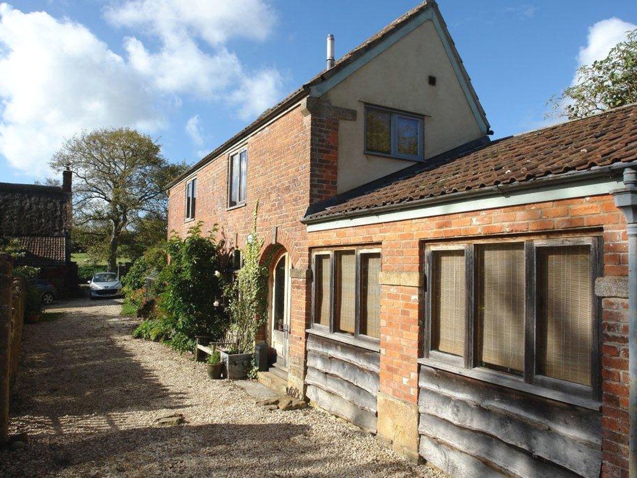 Holiday cottage, South Petherton (Pittards Farm Cottage)