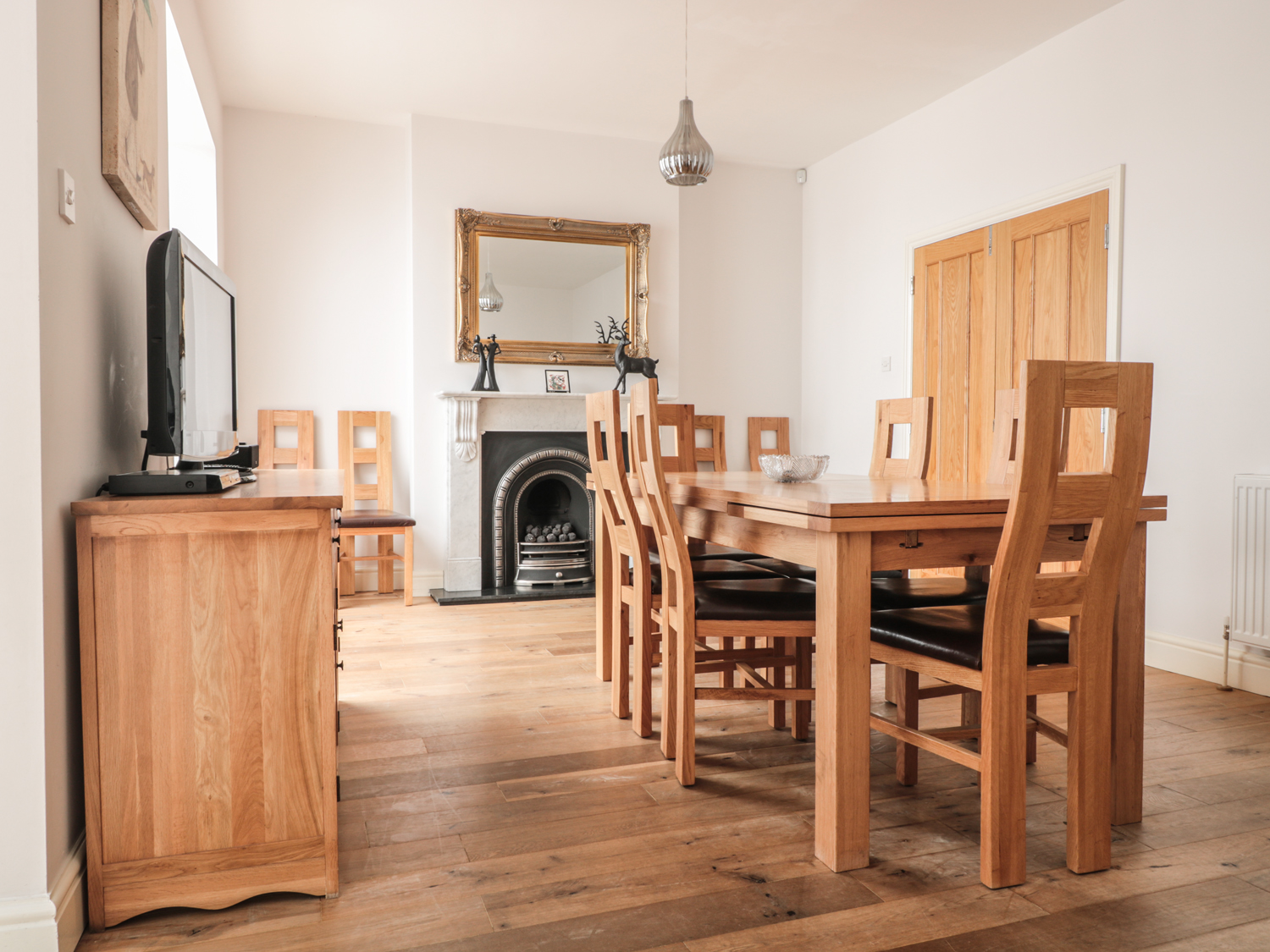 33 Crescent Gardens - Sleeps 12