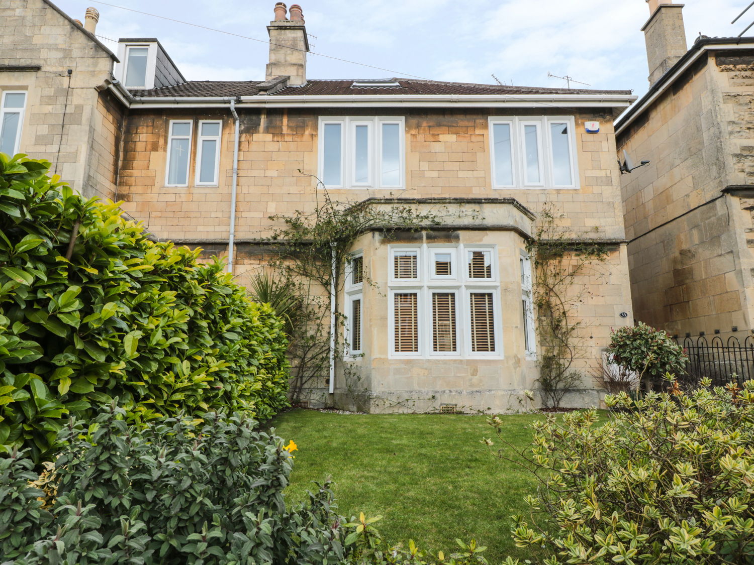 33 Crescent Gardens - Sleeps 12