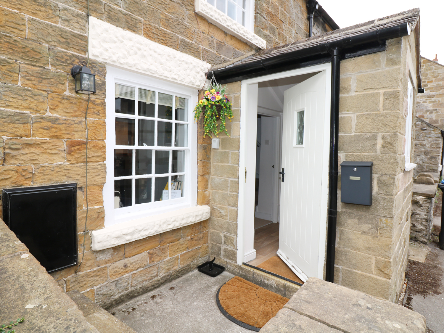 Holiday cottage in Bakewell, Derbyshire - Photo 2