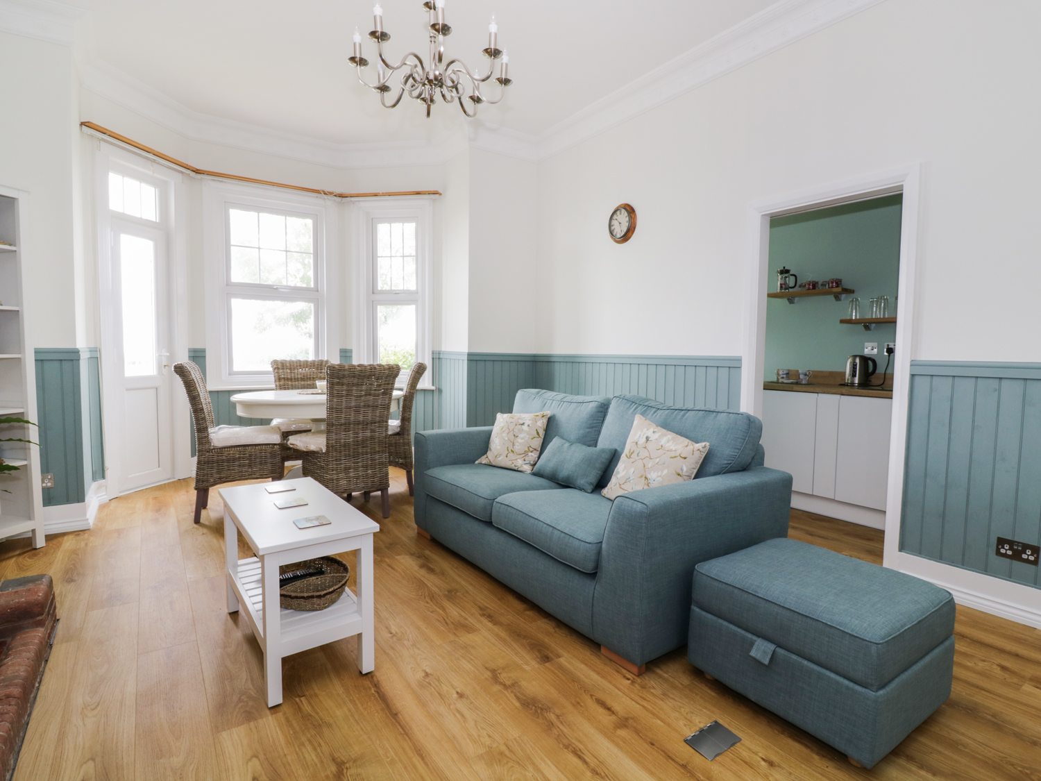 Flat 1, Cambridge Court - Sleeps 4