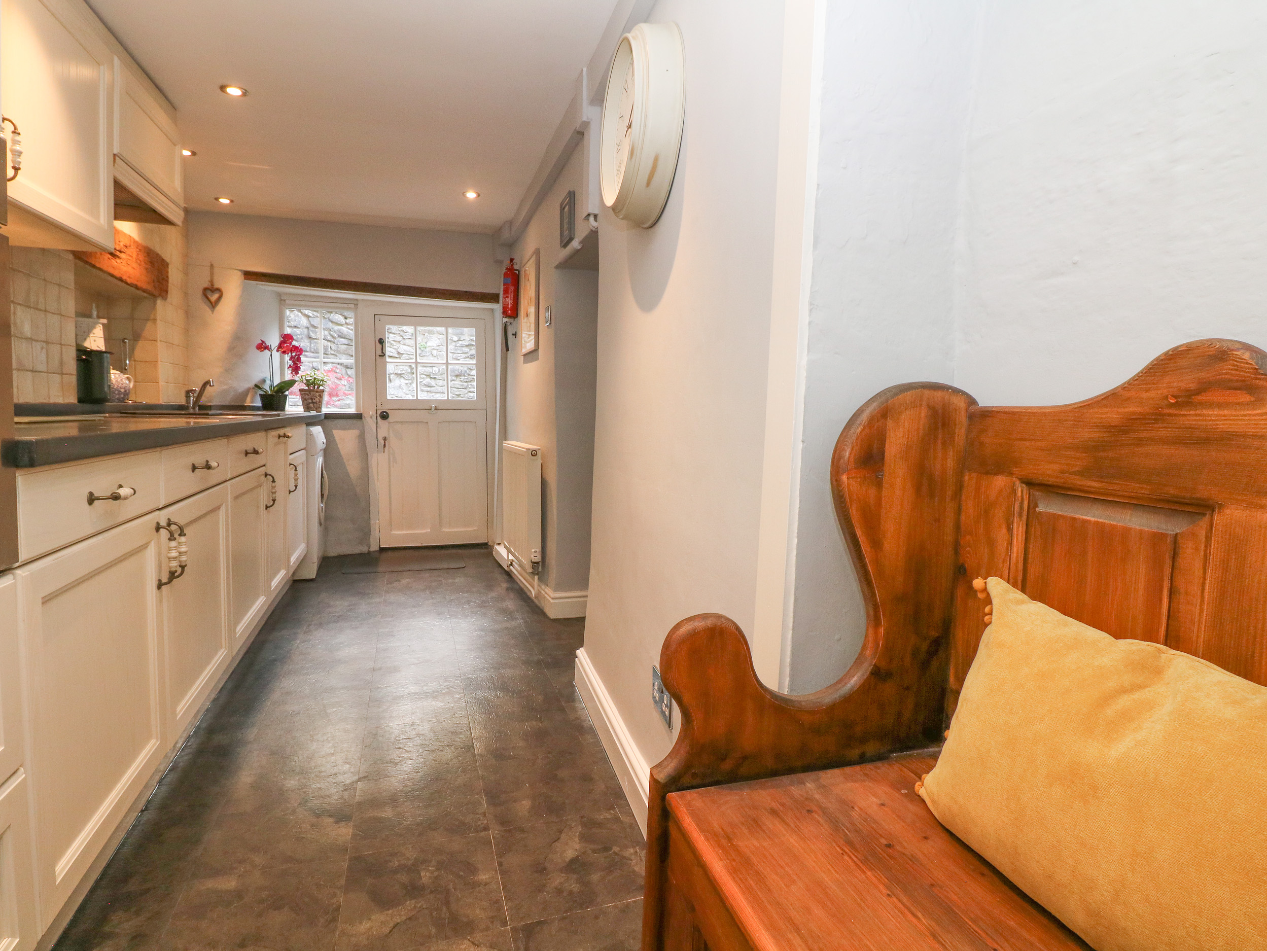 Holiday cottage in Castleton, Derbyshire - Photo 9