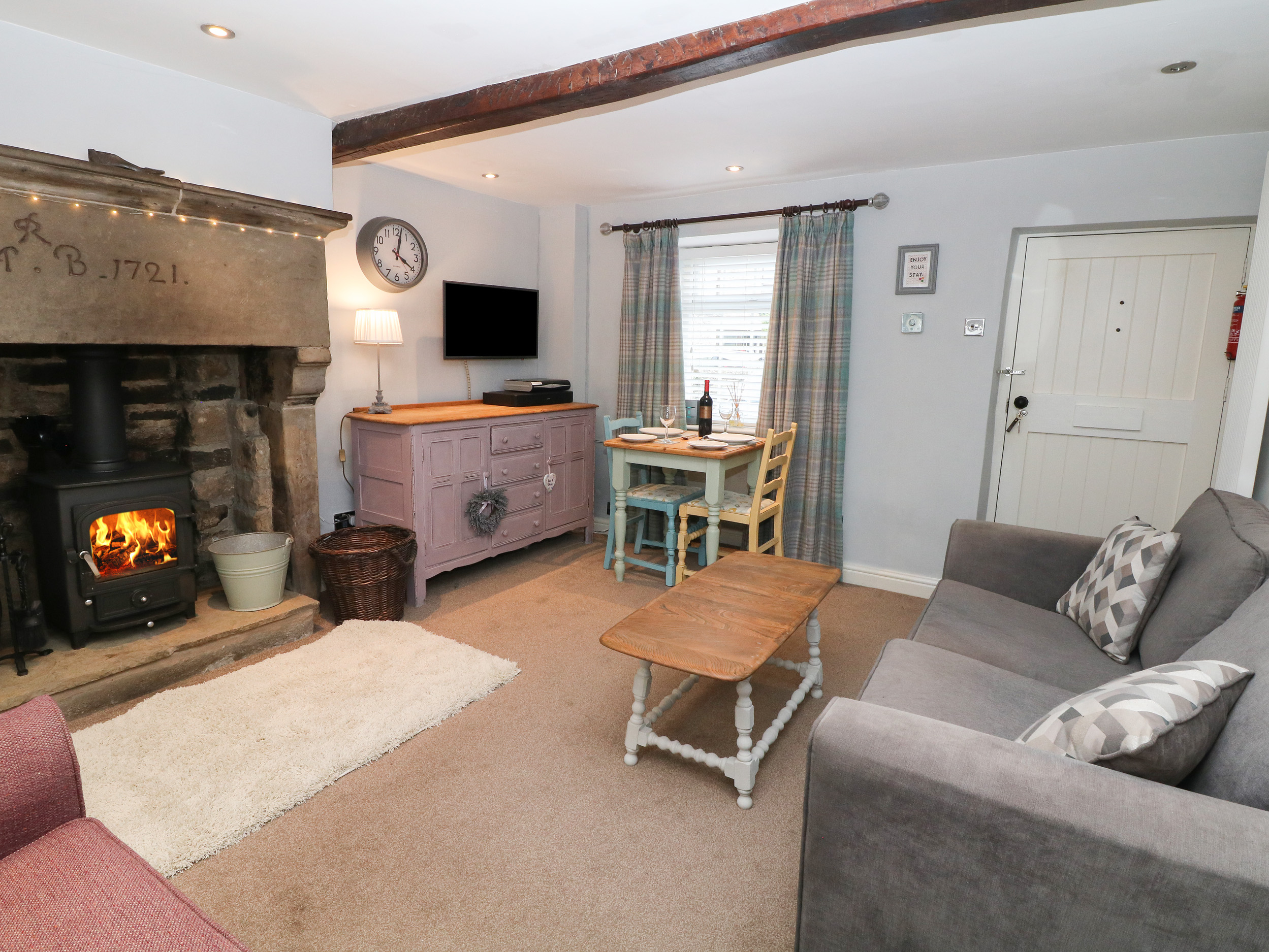 Holiday cottage in Castleton, Derbyshire - Photo 4