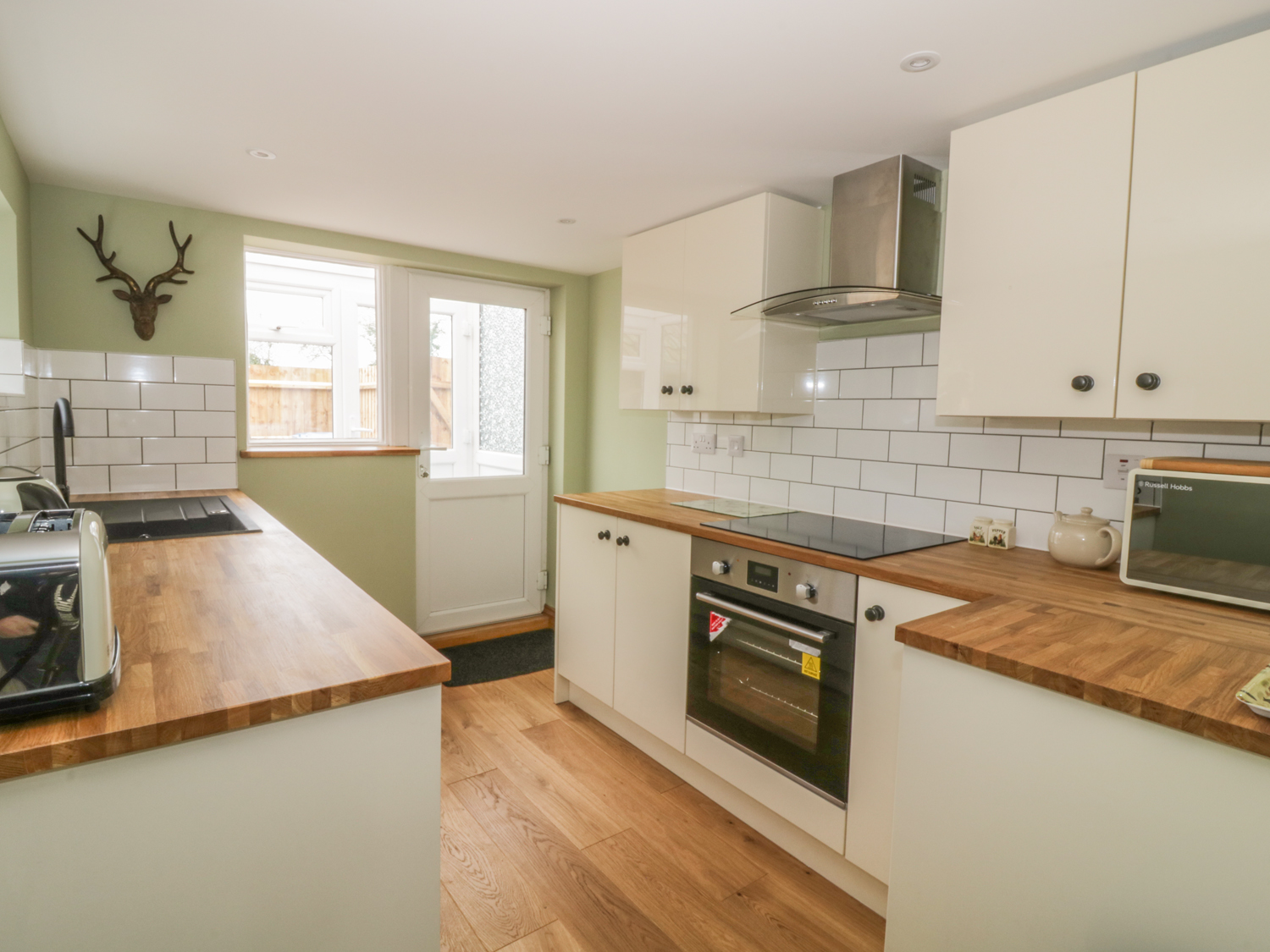 Holiday cottage in Felixstowe, Suffolk - Photo 7