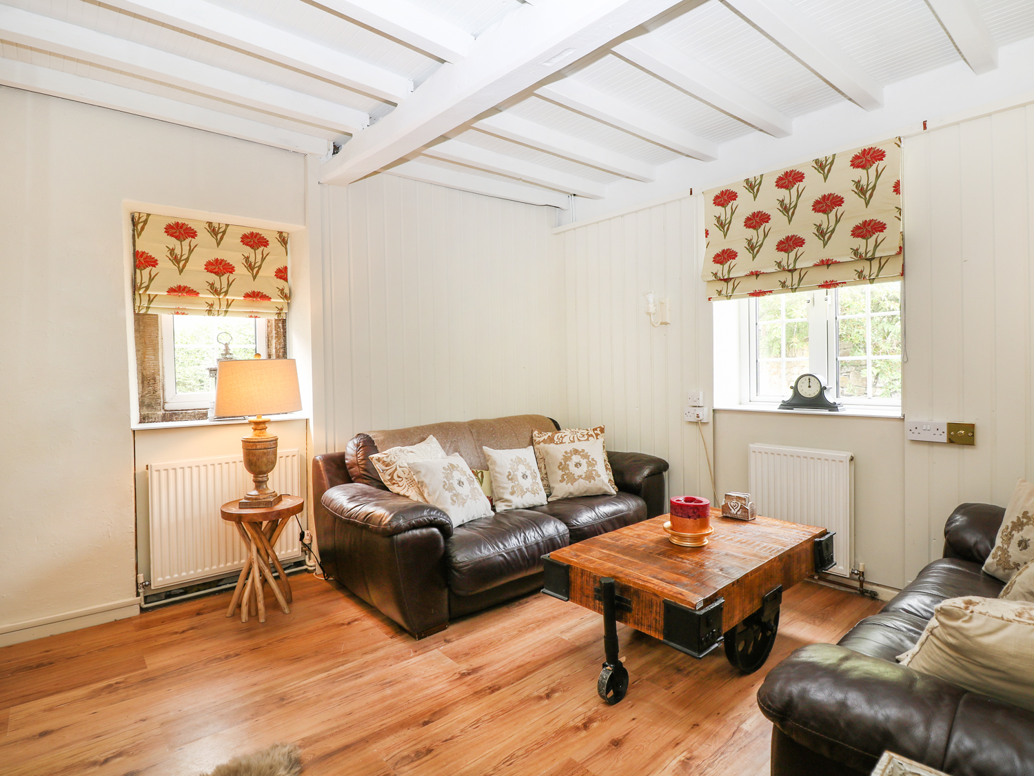 Holiday cottage in Castleton, Derbyshire - Photo 3