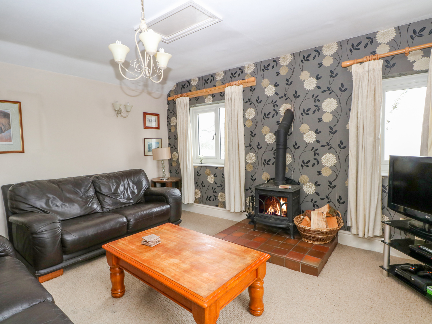 Holiday cottage in Chapel-en-le-Frith, Derbyshire - Photo 2