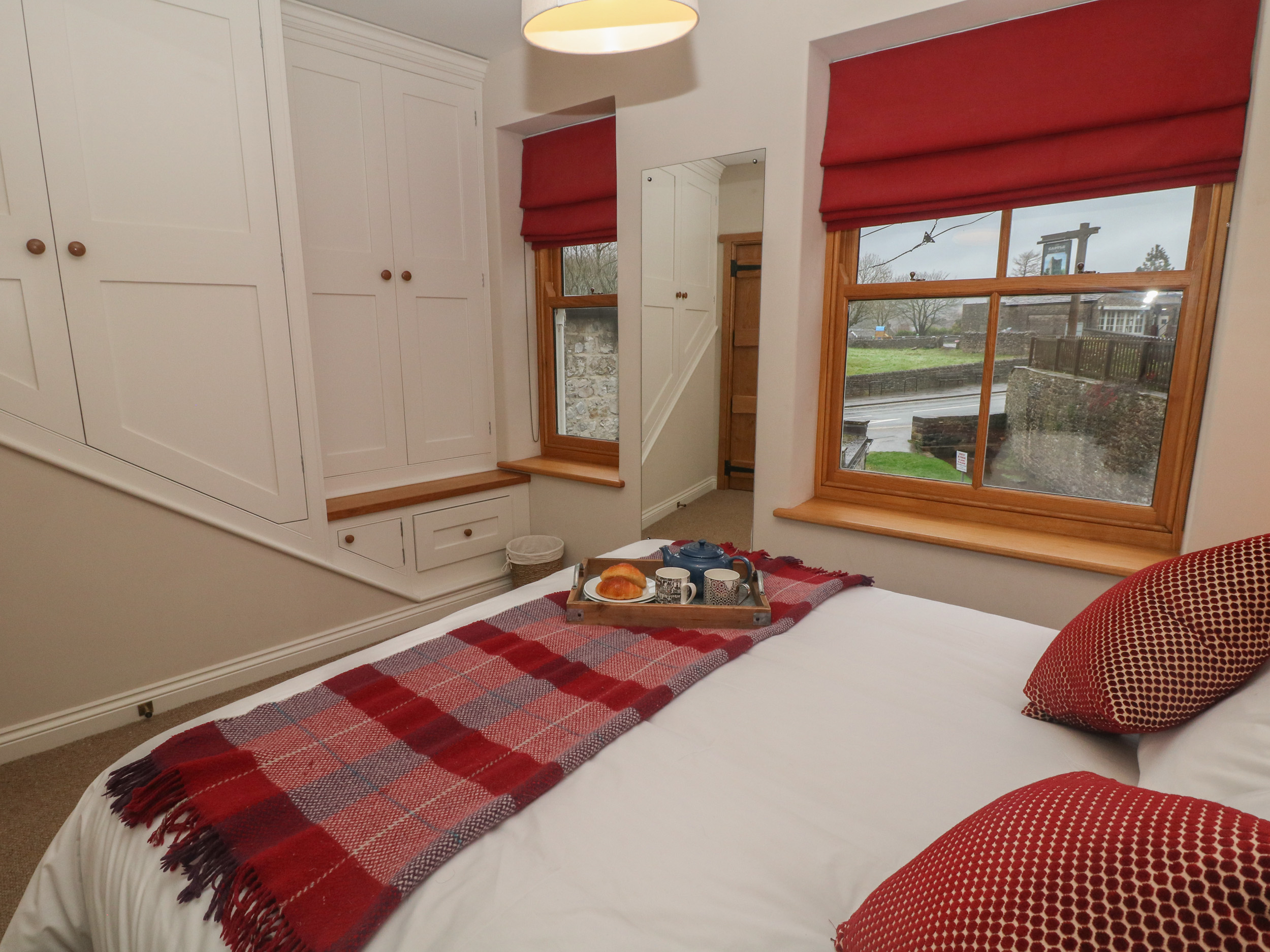 Holiday cottage in Castleton, Derbyshire - Photo 11