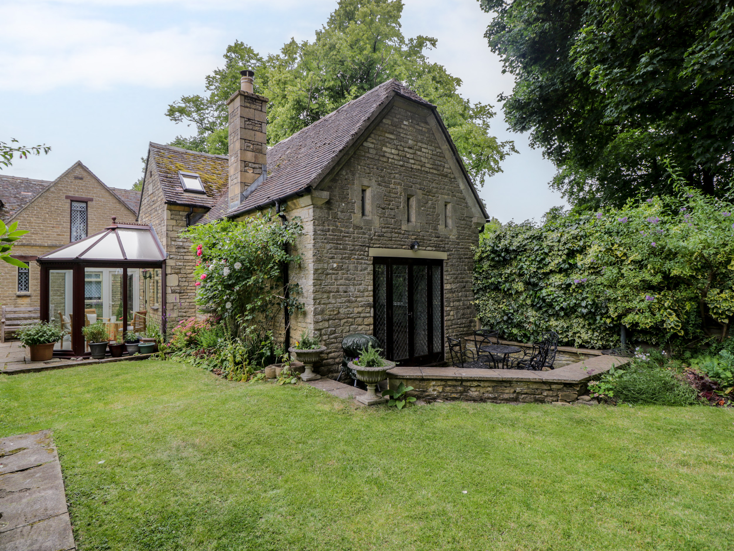 Holiday cottage, Chipping Norton (Anvil Cottage)