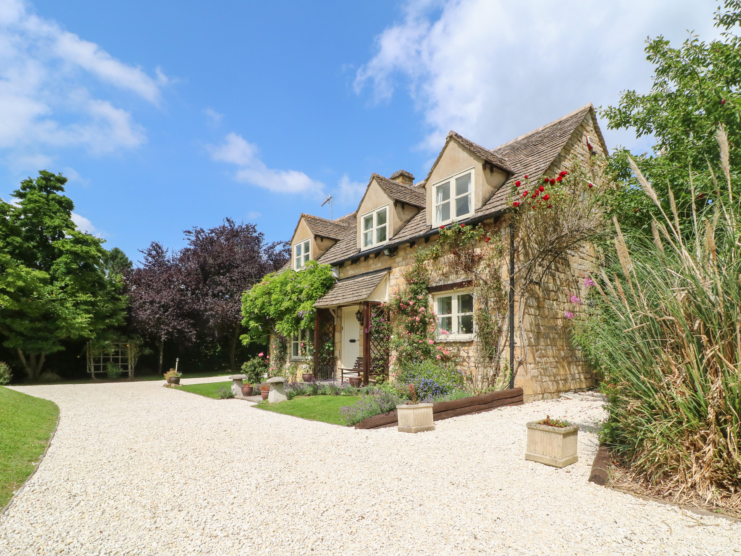 Holiday cottage in Buckland, Worcestershire - Photo 1