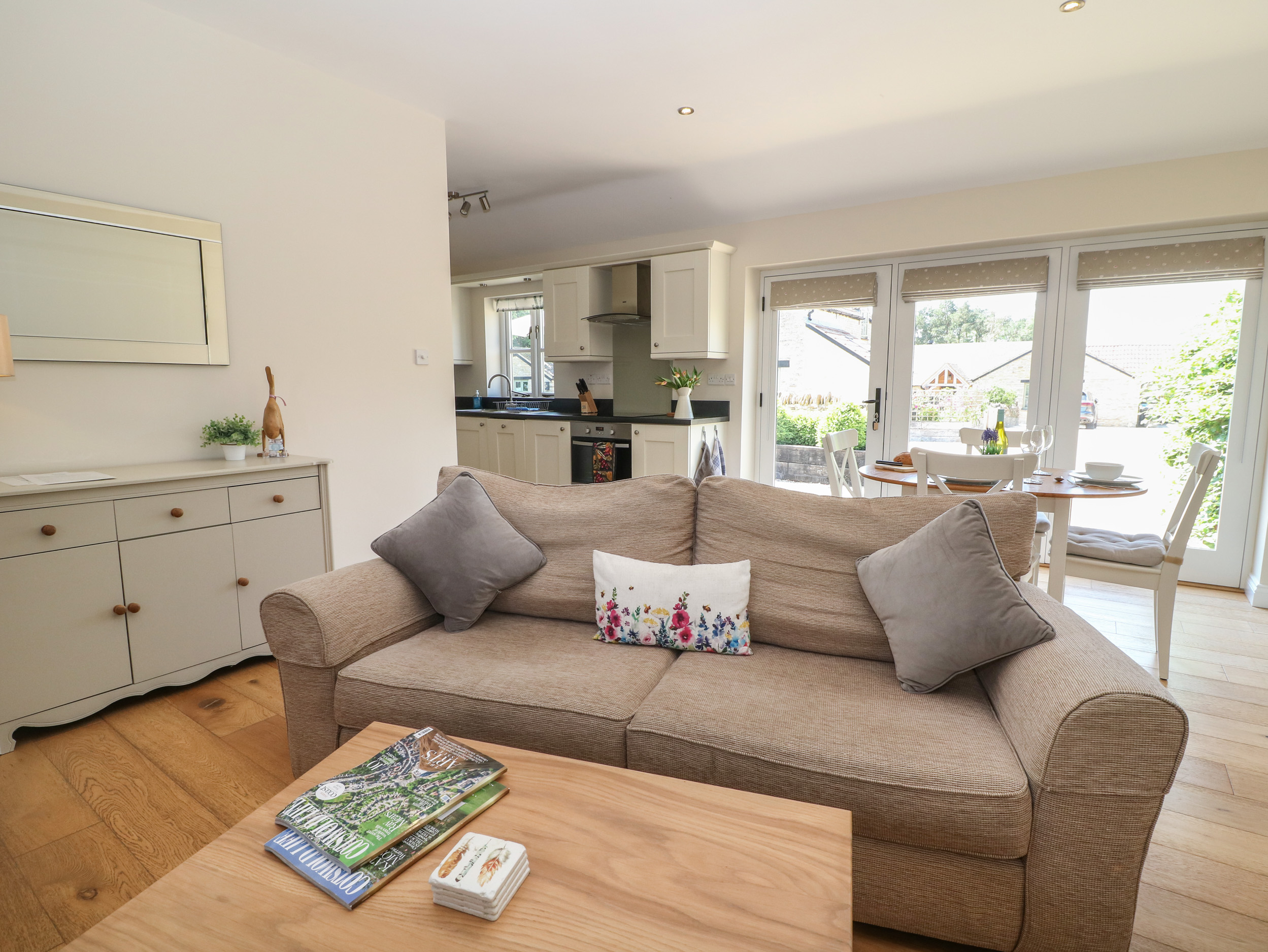 Holiday cottage in Burford, Oxfordshire - Photo 6
