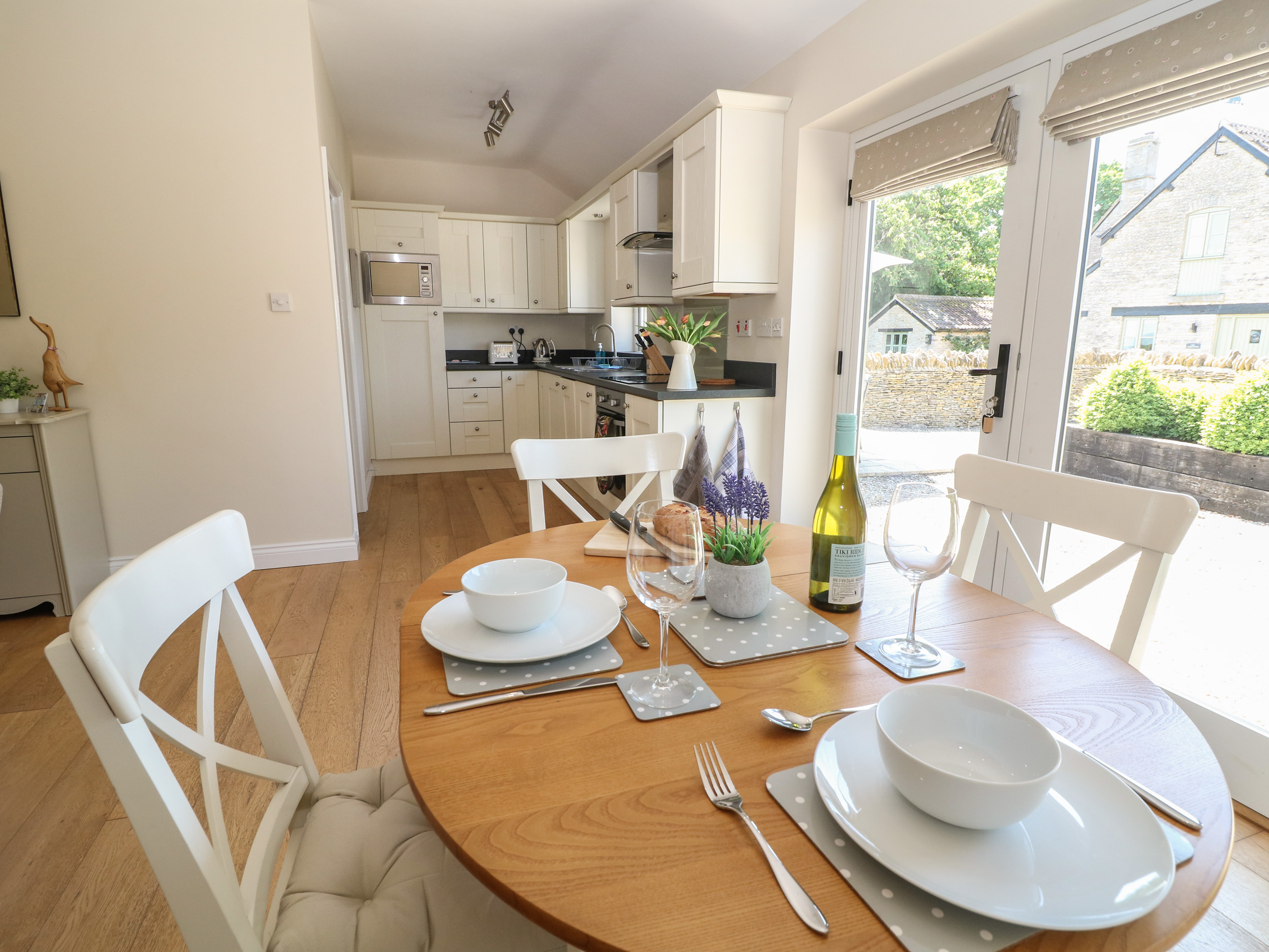 Holiday cottage in Burford, Oxfordshire - Photo 8