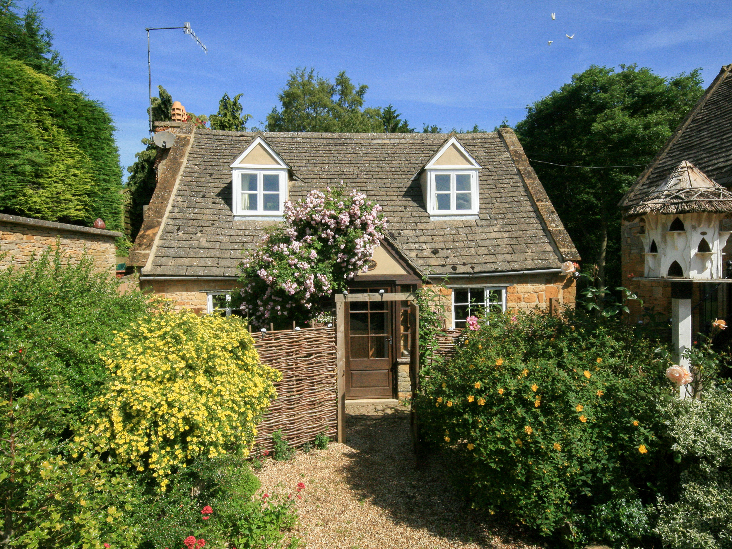 Holiday cottage in Aston Magna