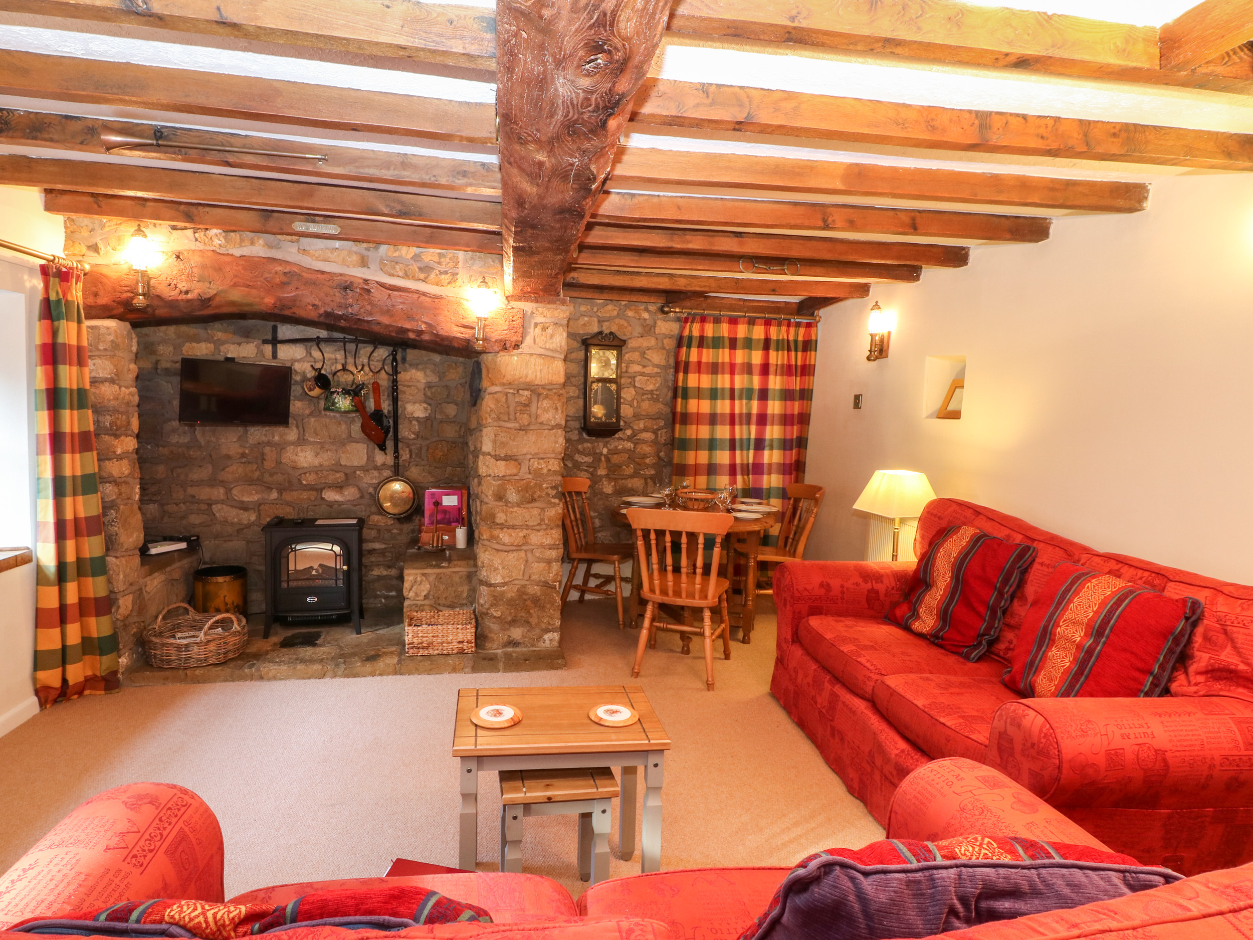 Spring Cottage - Sleeps 4