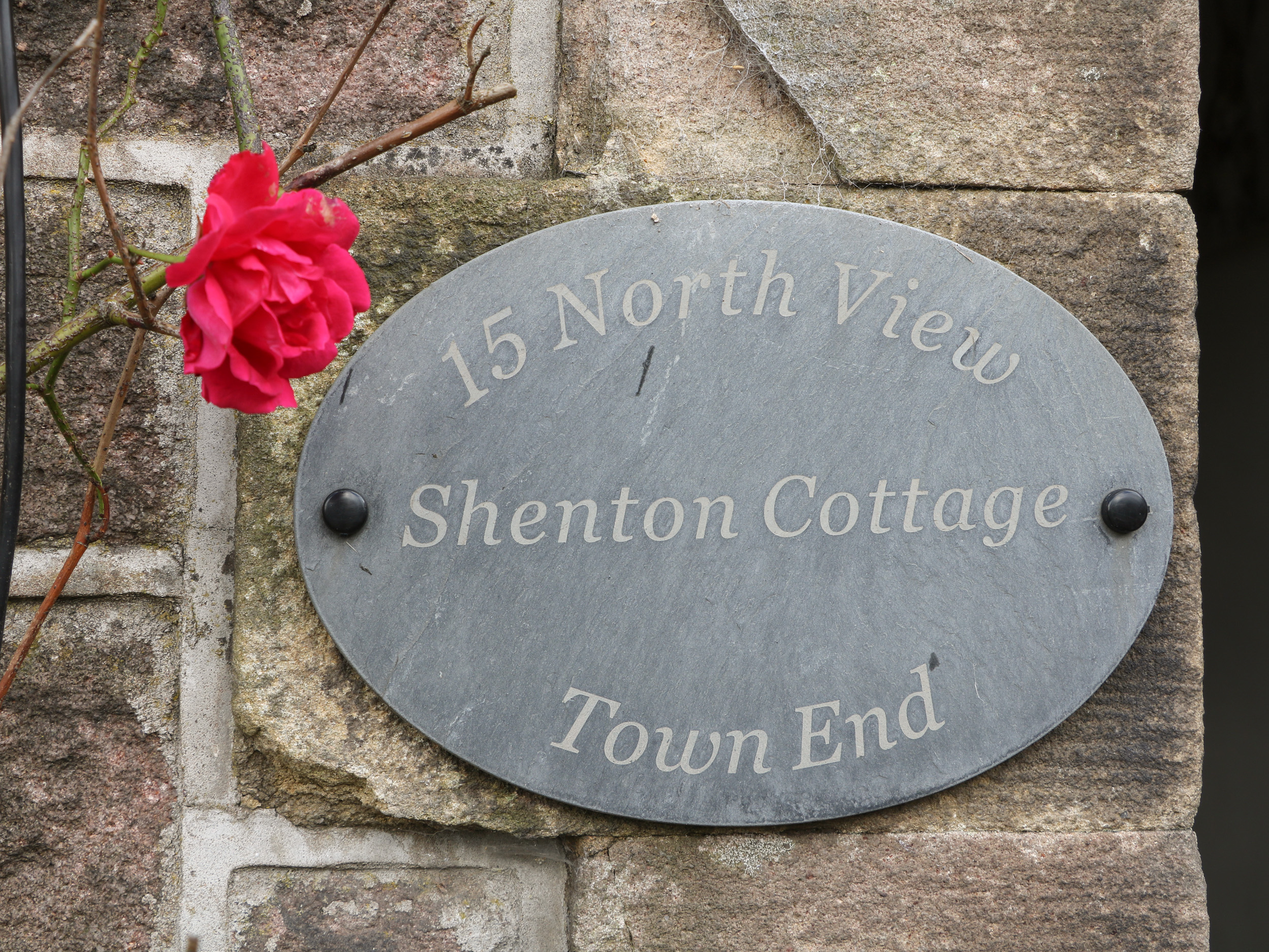 Holiday cottage in Buxton, Derbyshire - Photo 2
