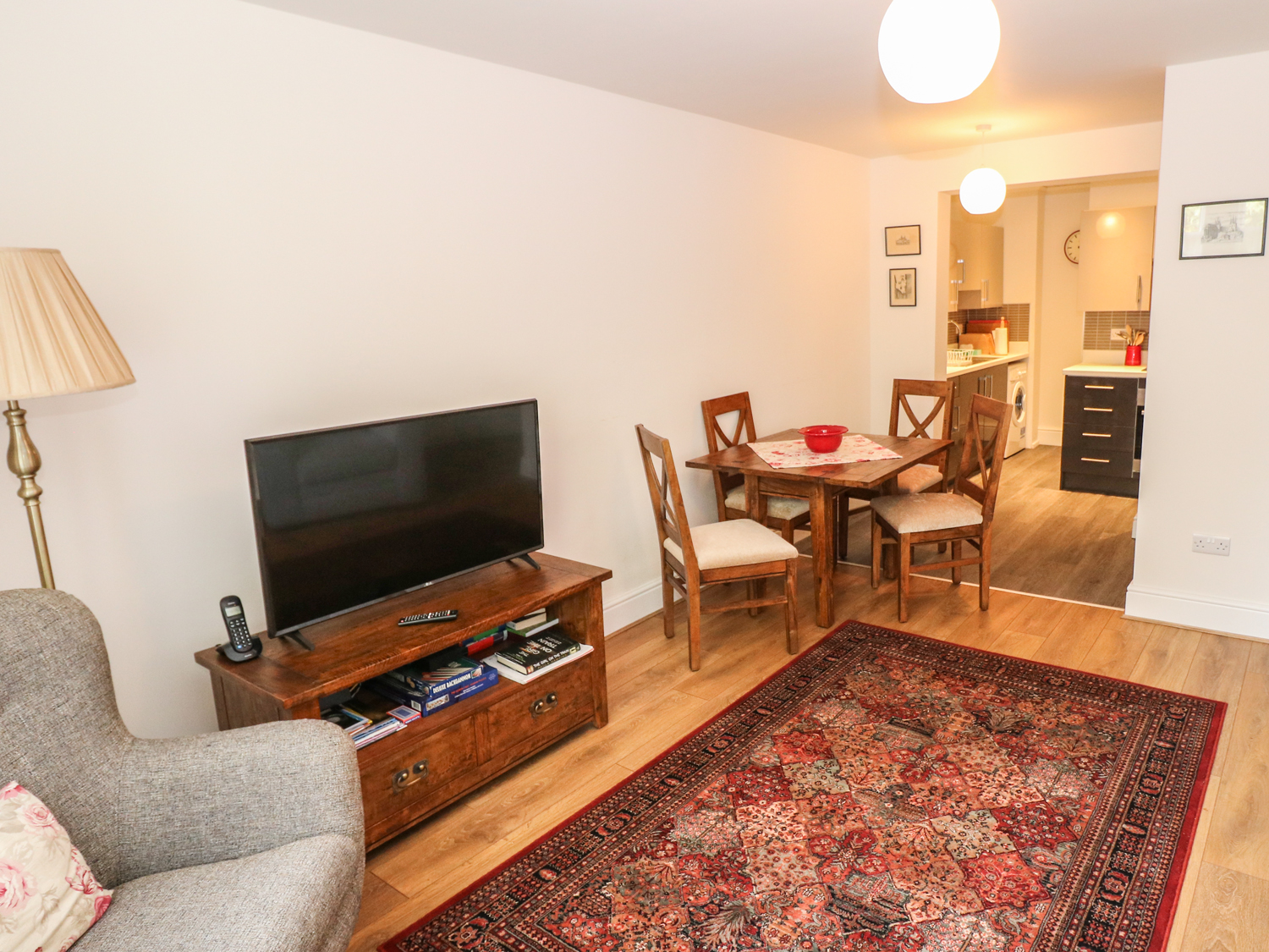Holiday cottage in Buxton, Derbyshire - Photo 5