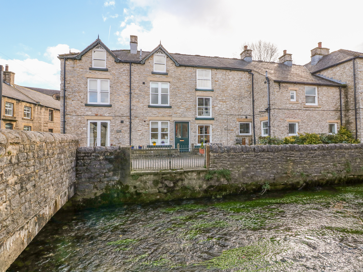 Holiday cottage in Bradwell, Derbyshire - Photo 3