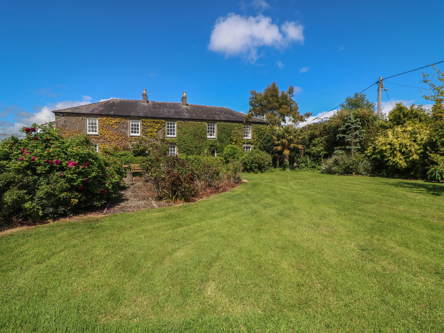 Cairbre House