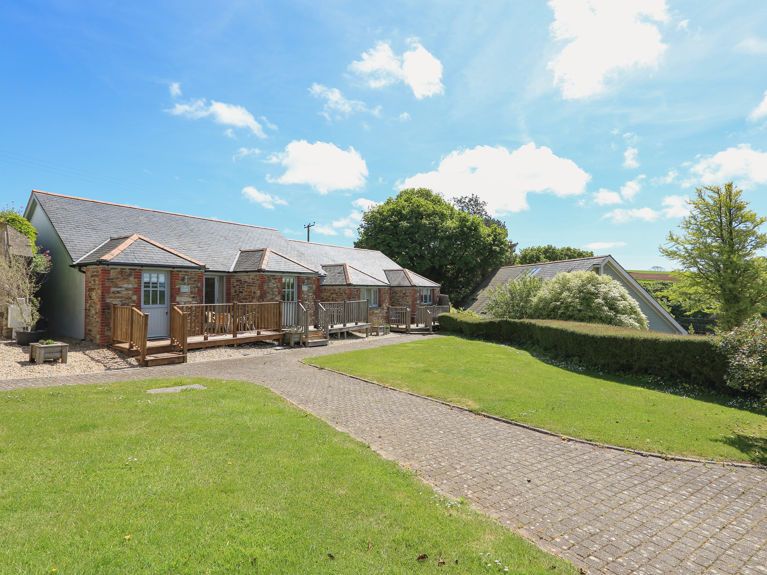Holiday cottage, Dartmouth ()