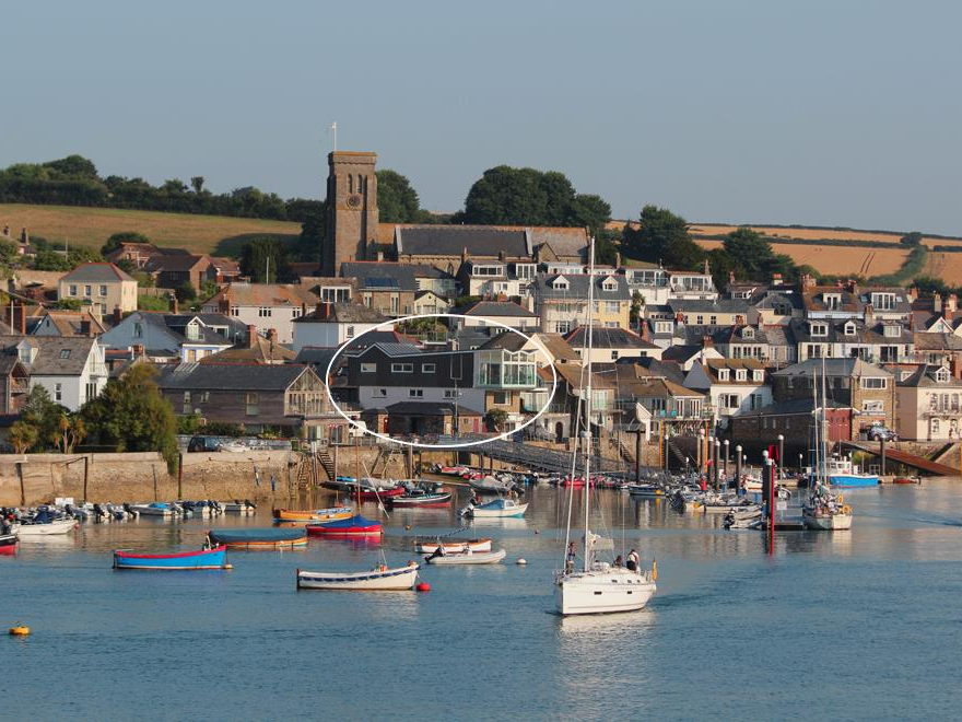Quayside - Sleeps 10