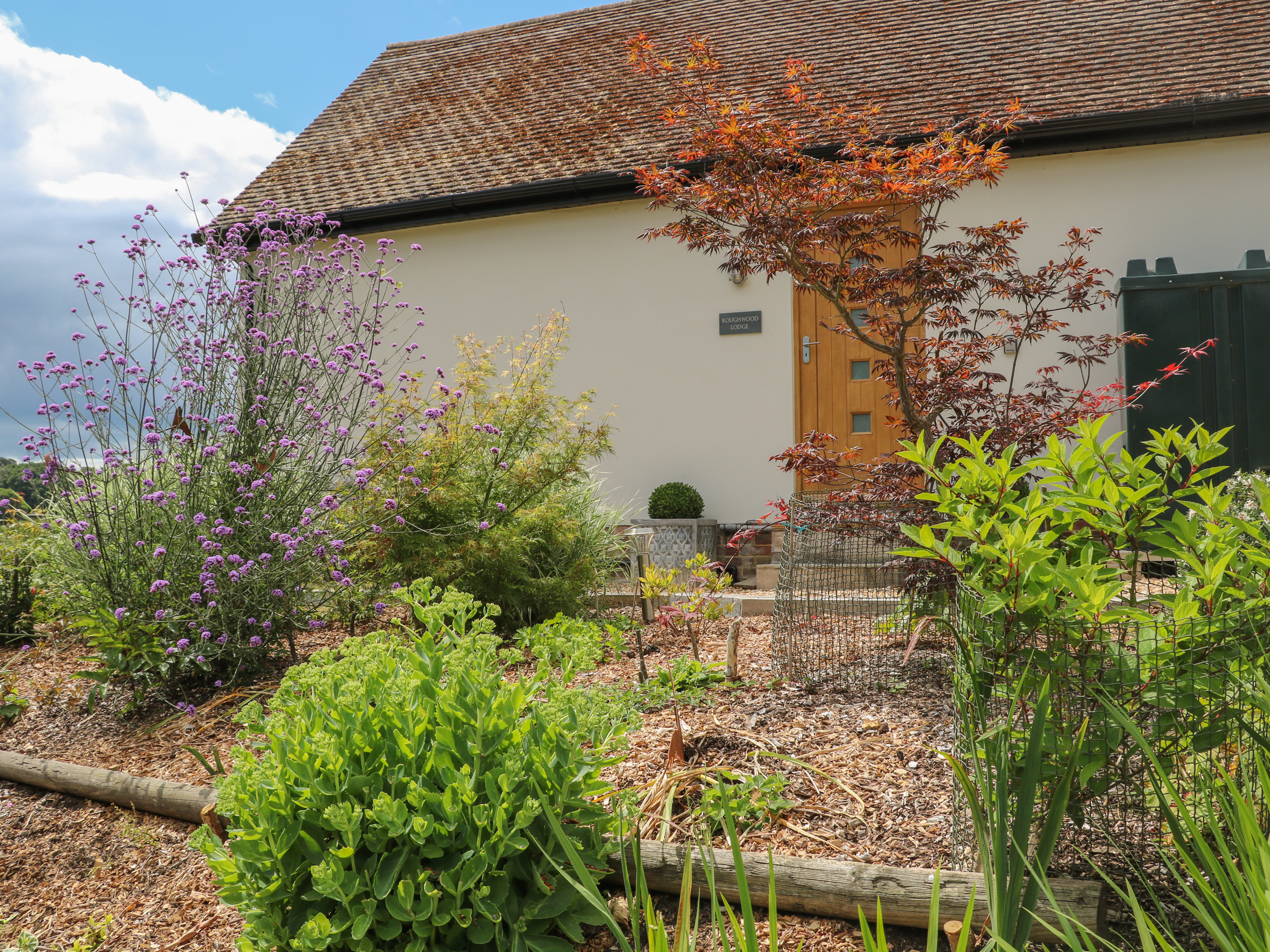 Holiday cottage, Poulner (Roughwood)