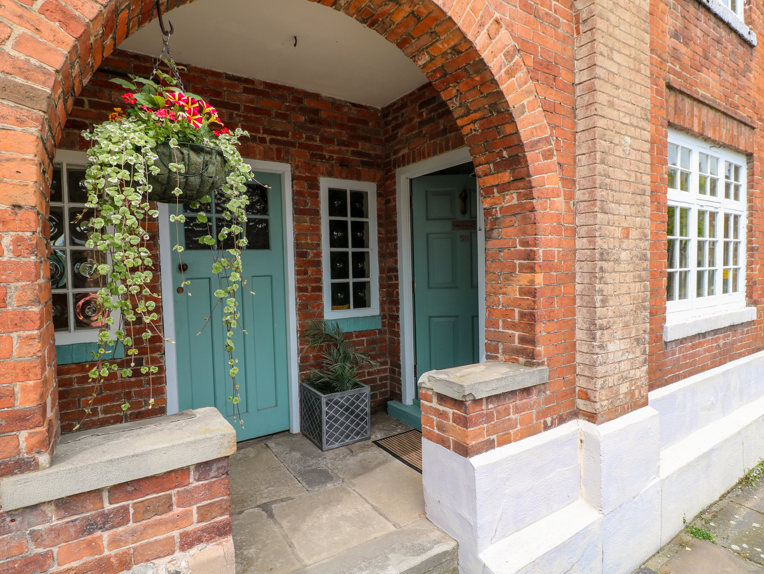 Holiday cottage in Ashbourne, Derbyshire - Photo 2